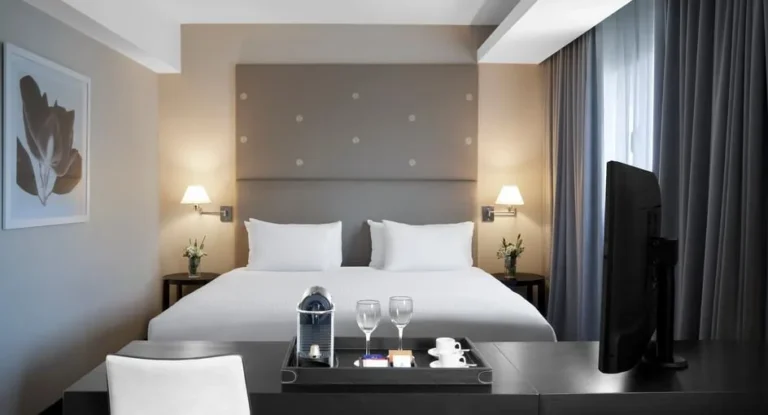 How to Plan Suite Hotel Stays on a Budget: The 2026 Strategy Guide